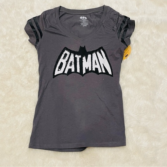 DC Comics Tops - DC Comics Gray and Black Batman Logo Short Sleeve Tee